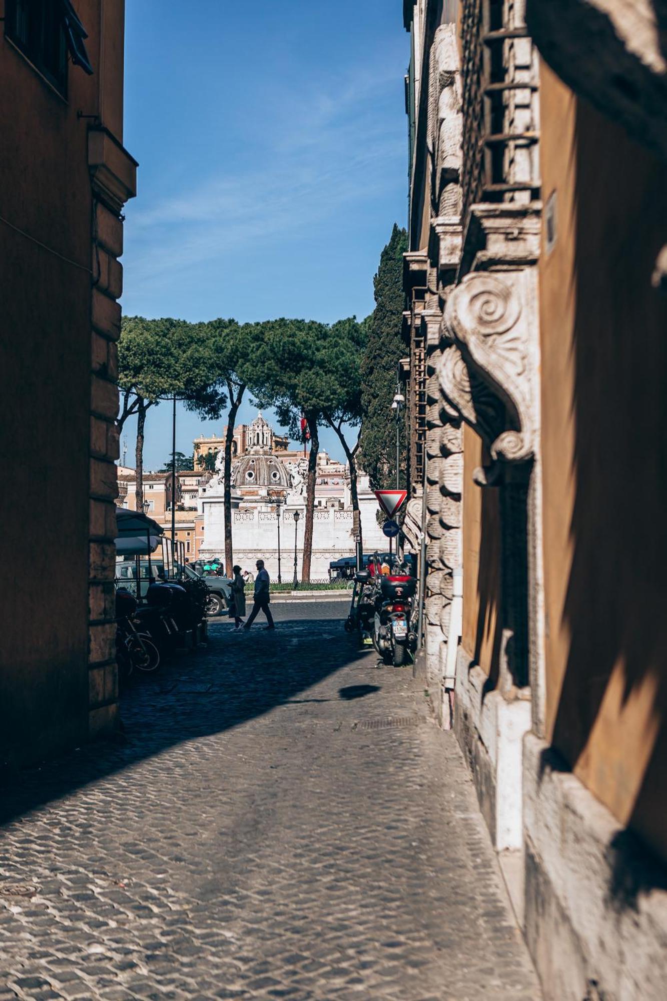 Restart Accommodations Borghese Рим Екстериор снимка